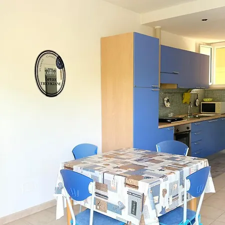 Se182 - Senigallia, Trilocale Fronte Mare Con Balcone E Posto Auto 아파트 *