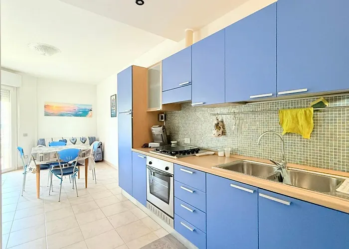 아파트 Se182 - Senigallia, Trilocale Fronte Mare Con Balcone E Posto Auto 세니갈리아