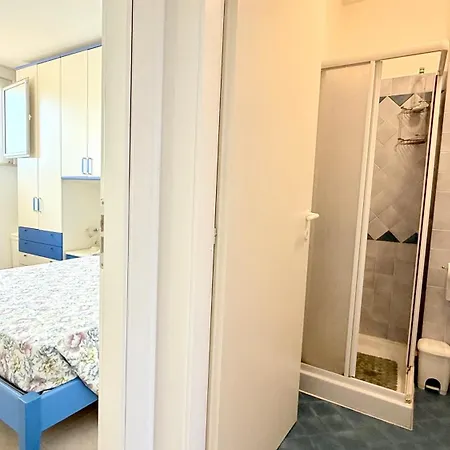 Se182 - Senigallia, Trilocale Fronte Mare Con Balcone E Posto Auto Apartamento
